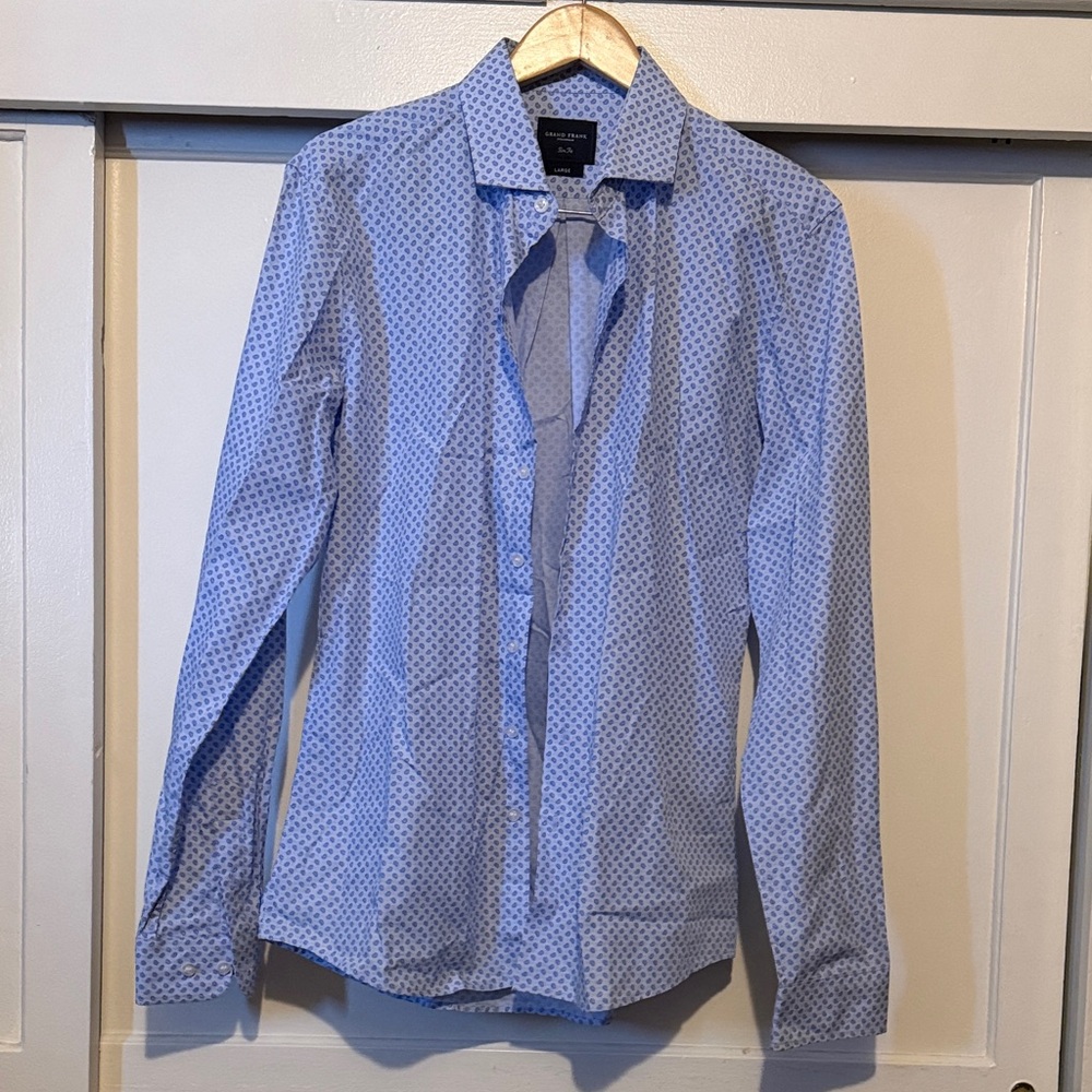 Men's Blue Patterned Dress Shirt light blue